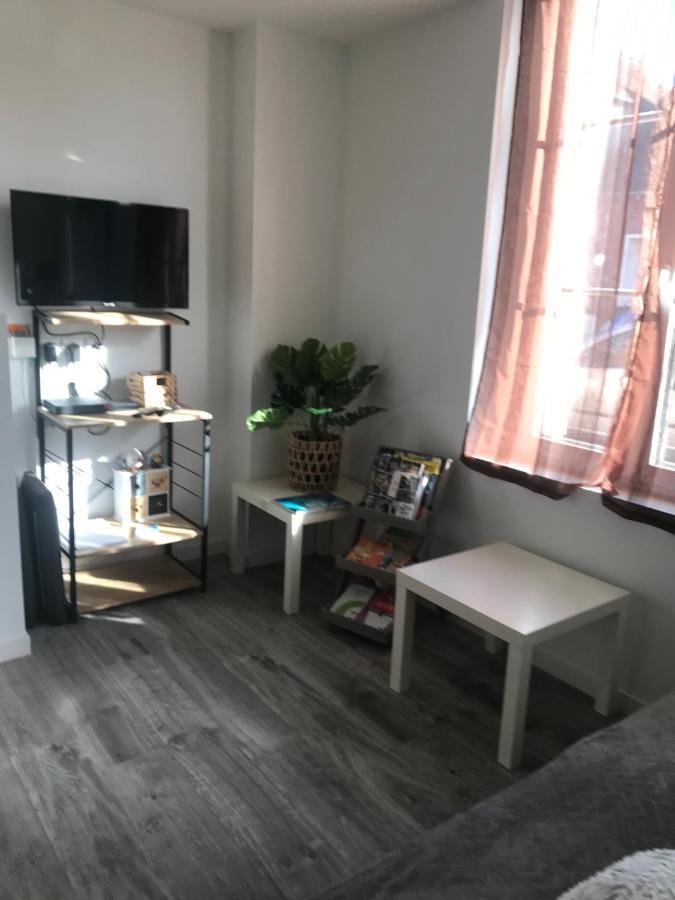 Maison Romi Aeroport 2 A 4 Personnes Holiday home Tille